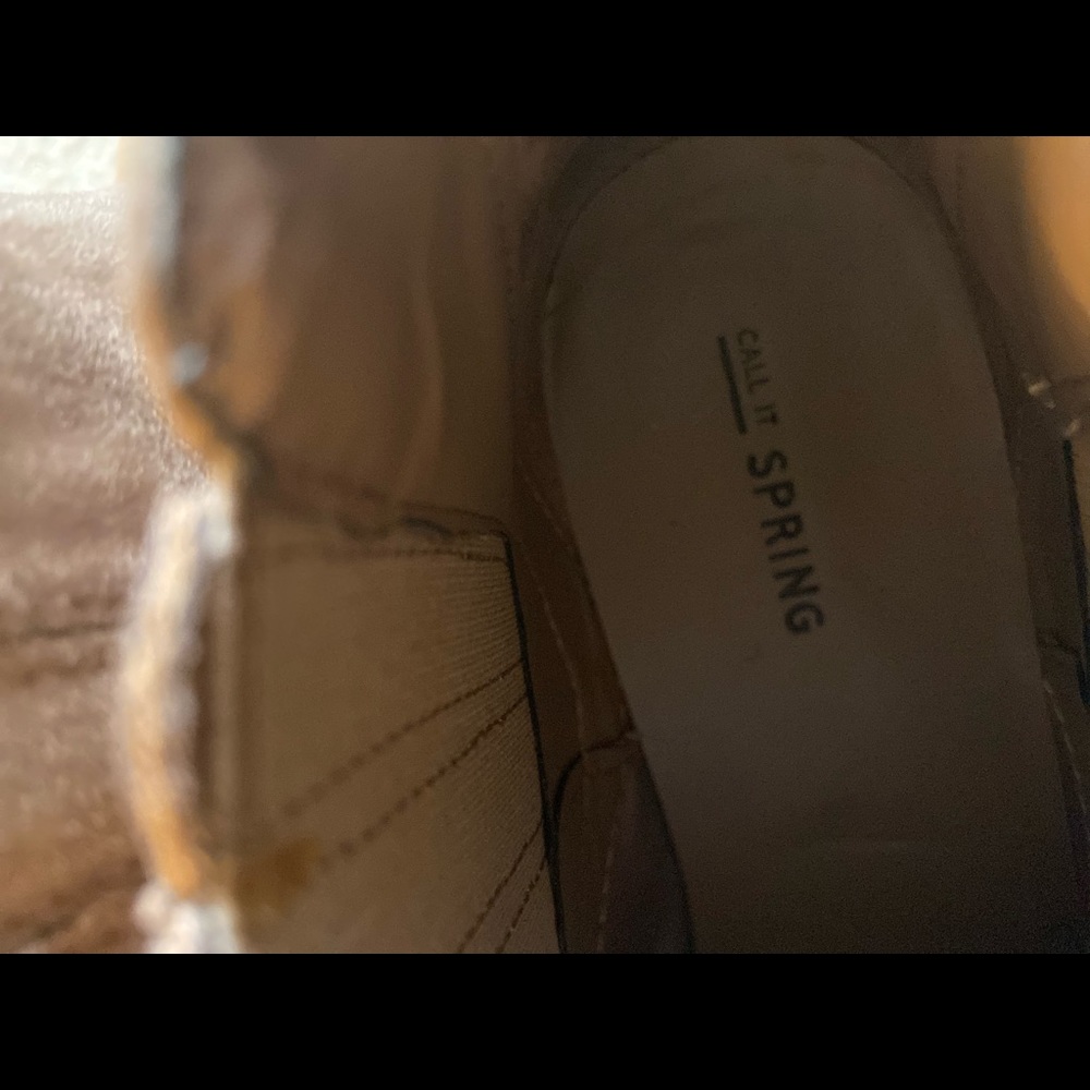 Ankle Boot | Block Heel - Picture 10 of 10